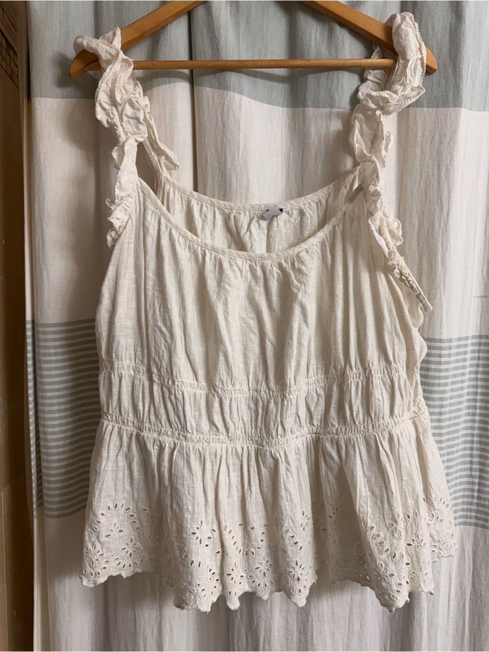 Old Navy Cream Eyelet Ruffle Strap Camisole